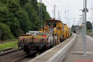 125
