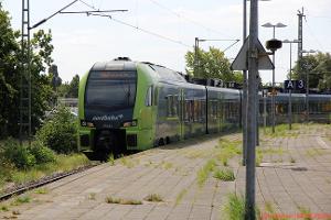 082