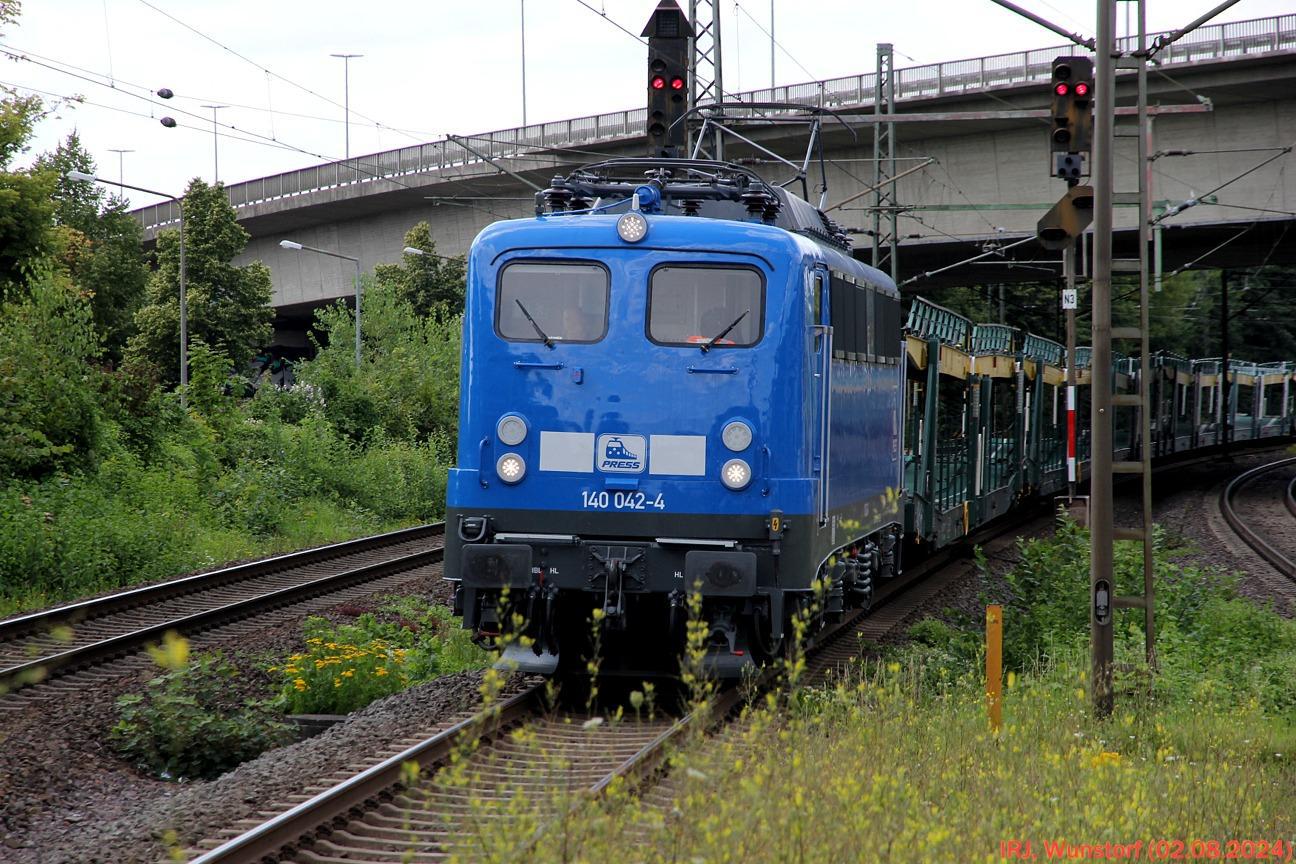 325